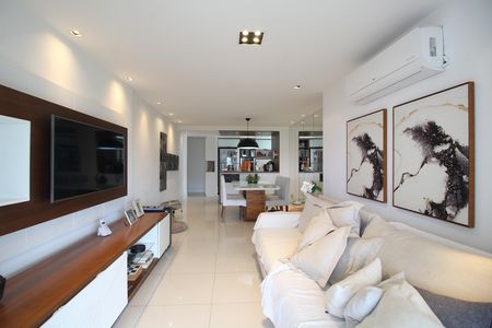 Sala de apartamento para alugar com 3 quartos, 113m² em Barra Olímpica, Rio de Janeiro