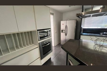 Cozinha de casa à venda com 3 quartos, 298m² em Vila Guarani (Zona Sul), São Paulo