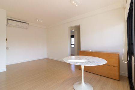 Apartamento para alugar com 55m², 2 quartos e 1 vaga Apartamento para alugar com 55m², 2 quartos e 1 vagaSala/Cozinha