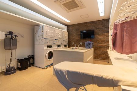 Apartamento para alugar com 55m², 2 quartos e 1 vaga Apartamento para alugar com 55m², 2 quartos e 1 vagaÁrea comum - Lavanderia