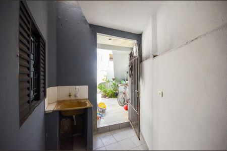 Casa à venda com 168m², 4 quartos e sem vaga Casa à venda com 168m², 4 quartos e sem vagaÁrea de serviço - Casa 4