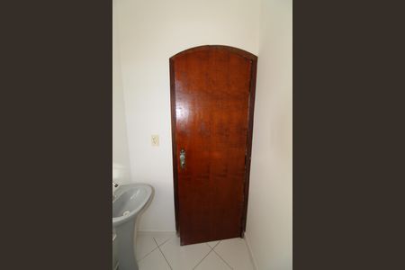 Casa para alugar com 159m², 3 quartos e 2 vagasBanheiro 2