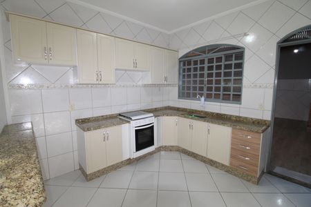 Casa para alugar com 159m², 3 quartos e 2 vagasCozinha