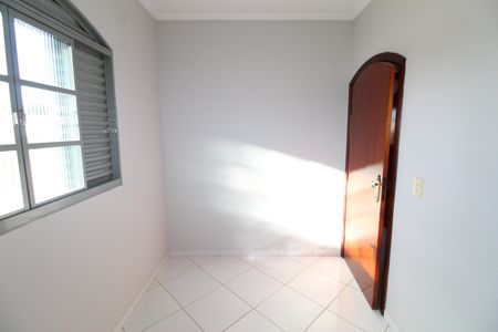 Casa para alugar com 159m², 3 quartos e 2 vagasQuarto 1