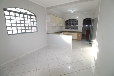 Casa para alugar com 159m², 3 quartos e 2 vagasCozinha