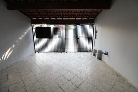 Casa para alugar com 159m², 3 quartos e 2 vagasGaragem
