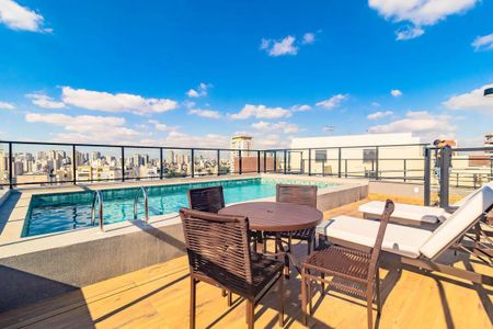 Apartamento à venda com 37m², 2 quartos e sem vagaÁrea comum - Piscina