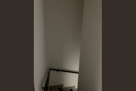 Escada de casa à venda com 2 quartos, 80m² em Vila Polopoli, São Paulo