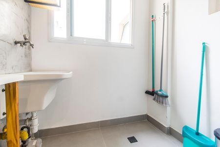 Apartamento à venda com 69m², 3 quartos e 2 vagas Apartamento à venda com 69m², 3 quartos e 2 vagasÁrea de Serviço