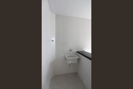 Apartamento para alugar com 1 quarto, 25m² em Jardim Olinda, Cabo Frio