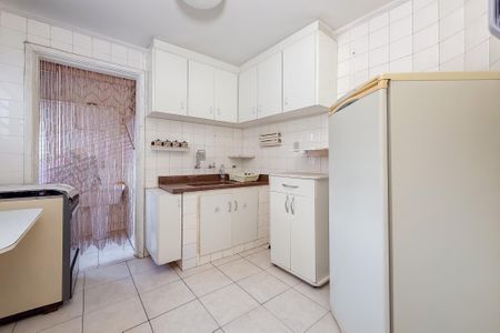Apartamento à venda com 52m², 1 quarto e 1 vaga Apartamento à venda com 52m², 1 quarto e 1 vagaCozinha