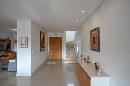 Casa à venda com 480m², 5 quartos e 5 vagasHall de Entrada