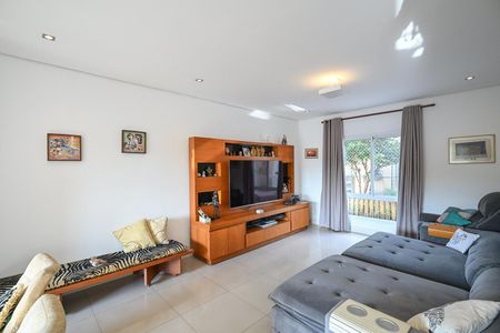 Casa à venda com 480m², 5 quartos e 5 vagasSala