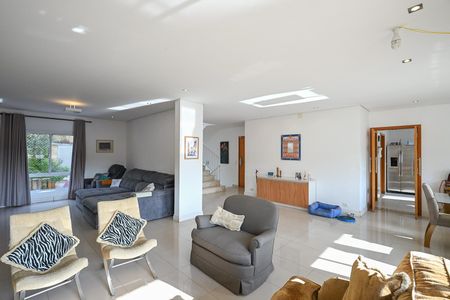 Casa à venda com 480m², 5 quartos e 5 vagasSala