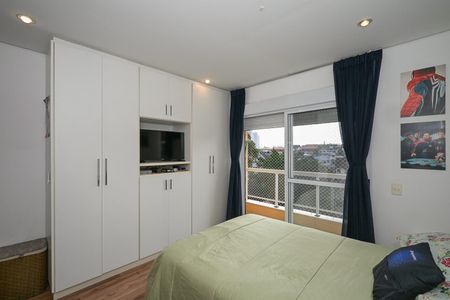 Casa à venda com 480m², 5 quartos e 5 vagasSuíte 2