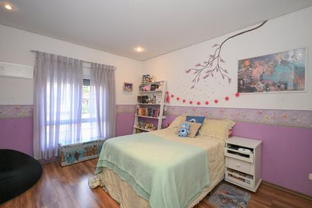 Casa à venda com 480m², 5 quartos e 5 vagasSuíte 3