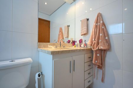 Casa à venda com 480m², 5 quartos e 5 vagasBanheiro da Suíte  3