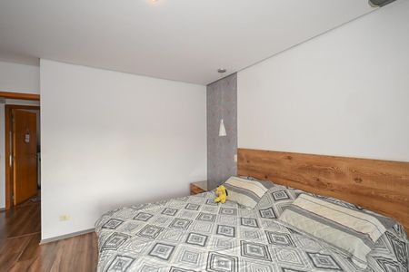 Casa à venda com 480m², 5 quartos e 5 vagasSuíte 4