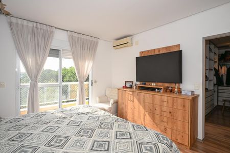 Casa à venda com 480m², 5 quartos e 5 vagasSuíte 4
