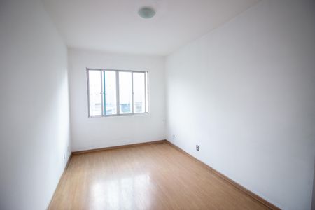 Sala de apartamento para alugar com 2 quartos, 65m² em Santo Antonio, Contagem