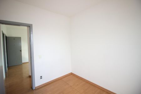Quarto 1 de apartamento para alugar com 2 quartos, 65m² em Santo Antonio, Contagem