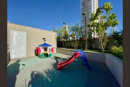 Apartamento à venda com 63m², 2 quartos e 1 vaga Apartamento à venda com 63m², 2 quartos e 1 vagaPiscina