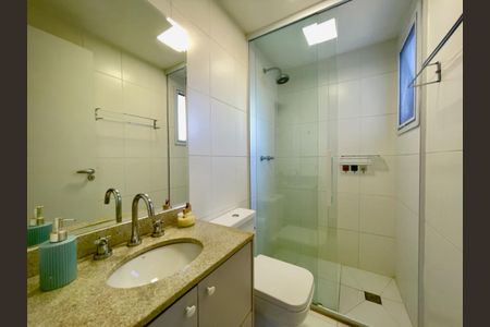 Apartamento à venda com 63m², 2 quartos e 1 vaga Apartamento à venda com 63m², 2 quartos e 1 vagaBanheiro