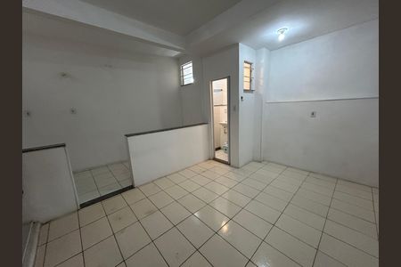 Casa para alugar com 70m², 2 quartos e sem vagaCopa