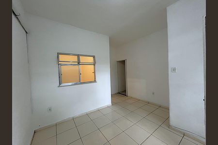Sala de casa para alugar com 2 quartos, 70m² em Abolição, Rio de Janeiro