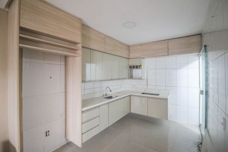 Casa para alugar com 70m², 2 quartos e 1 vagaCozinha