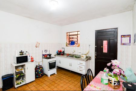 Casa à venda com 230m², 2 quartos e 1 vagaCozinha