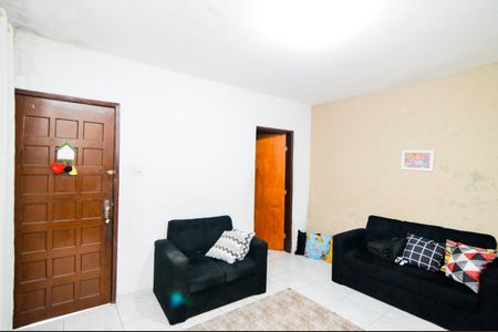 Casa à venda com 230m², 2 quartos e 1 vagaSala
