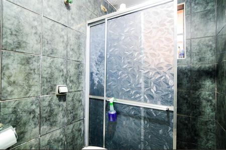 Casa à venda com 230m², 2 quartos e 1 vagaBanheiro - Casa 2