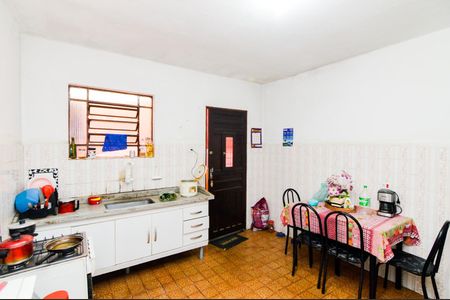 Casa à venda com 230m², 2 quartos e 1 vagaCozinha