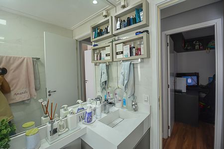 Banheiro de apartamento para alugar com 2 quartos, 56m² em Vila Campestre, São Bernardo do Campo