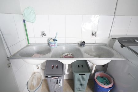 Casa de condomínio à venda com 193m², 4 quartos e 2 vagas