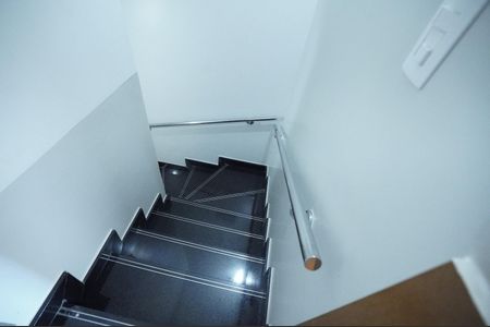 Casa de condomínio à venda com 193m², 4 quartos e 2 vagas