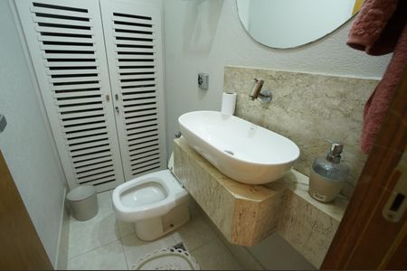 Casa de condomínio à venda com 193m², 4 quartos e 2 vagas