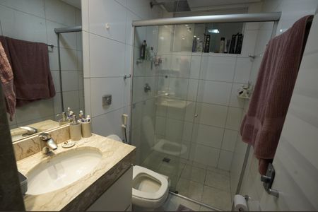 Casa de condomínio à venda com 193m², 4 quartos e 2 vagas