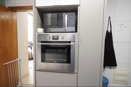 Casa de condomínio à venda com 193m², 4 quartos e 2 vagas