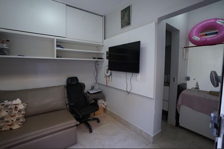 Casa de condomínio à venda com 193m², 4 quartos e 2 vagas