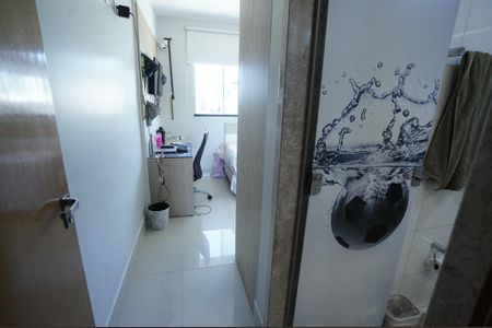 Casa de condomínio à venda com 193m², 4 quartos e 2 vagas