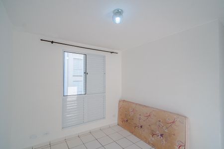 Quarto 1 de apartamento para alugar com 2 quartos, 50m² em Conj. Promorar Raposo Tavares, São Paulo
