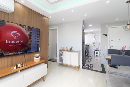 Sala de apartamento à venda com 2 quartos, 43m² em Realengo, Rio de Janeiro
