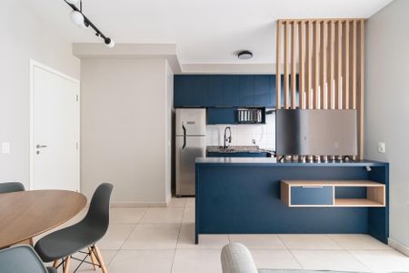 Sala de apartamento à venda com 2 quartos, 52m² em Alphaville Empresarial, Barueri