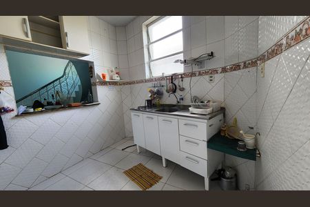 Casa para alugar com 500m², 5 quartos e 5 vagasCozinha 