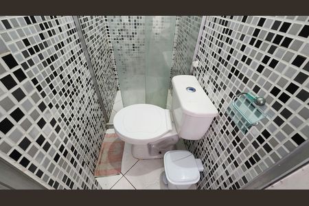 Casa para alugar com 500m², 5 quartos e 5 vagasBanheiro Social 2