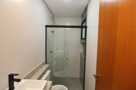 Casa à venda com 145m², 3 quartos e 2 vagasBanheiro da Suíte 2