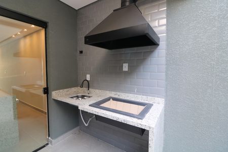 Casa à venda com 145m², 3 quartos e 2 vagasChurrasqueira