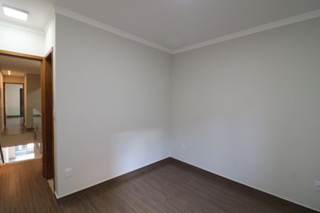 Casa à venda com 145m², 3 quartos e 2 vagasSuíte 1